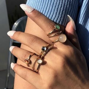Gold ring set